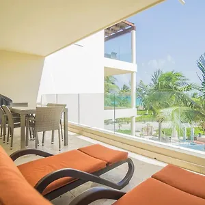 The Elements Oceanfront & Beachside **** Playa del Carmen
